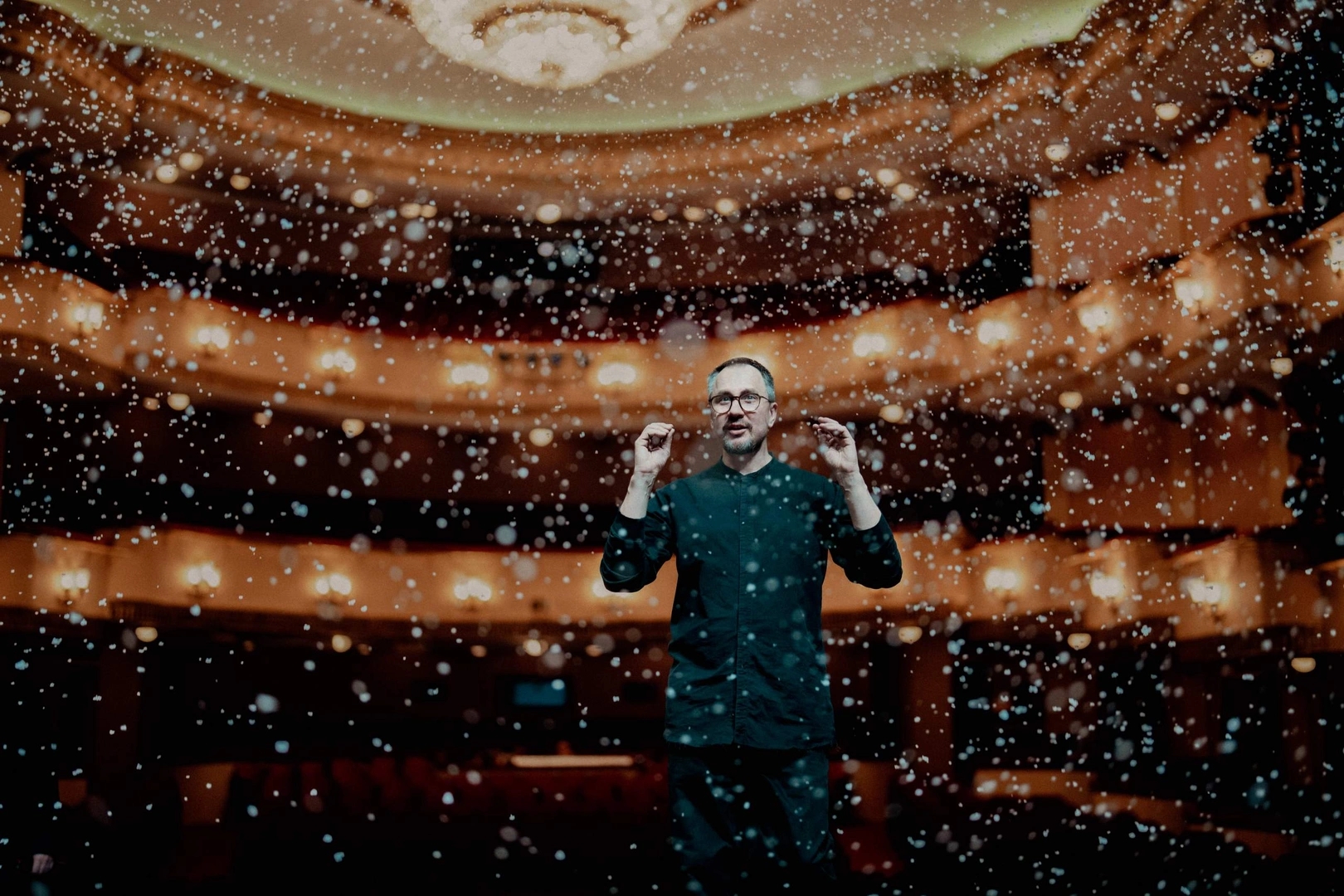 Театральному волшебнику Максиму Обрезкову – 50!